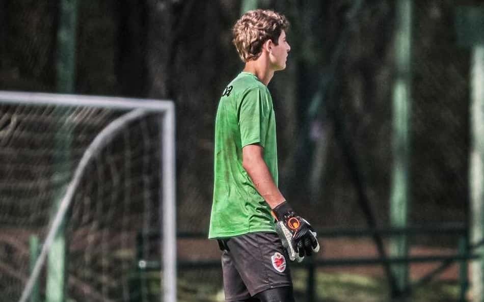 Semifinalista, Ibrachina conta com goleiro espanhol desejado por clubes de São Paulo