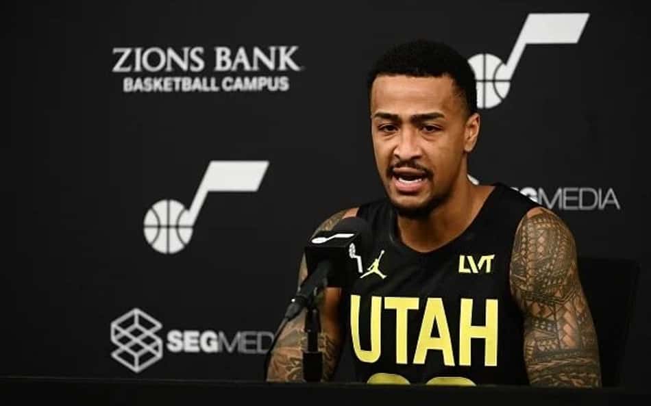 John Collins "alfineta" Atlanta Hawks