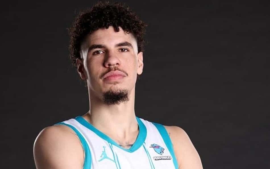Youtuber recordista fecha parceria inédita com time da NBA