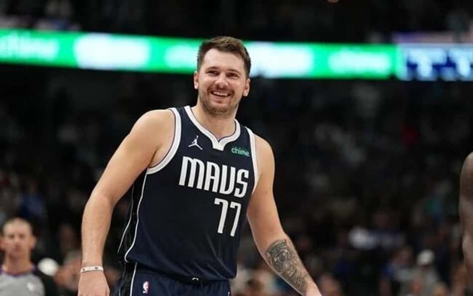 Luka Doncic tem atuação épica em vitória do Dallas Mavericks