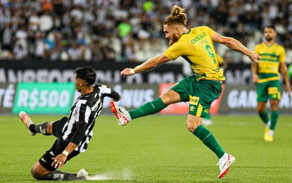 Botafogo x Cuiabá: CBF divulga áudio do VAR no gol de Pitta