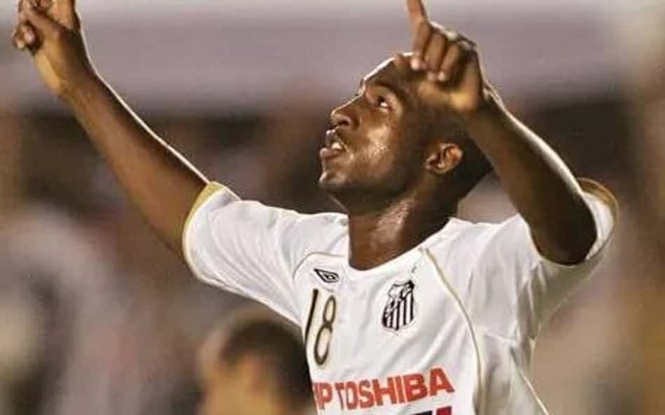 Santos tenta repetir vitória salvadora contra o Internacional na luta contra o Z-4