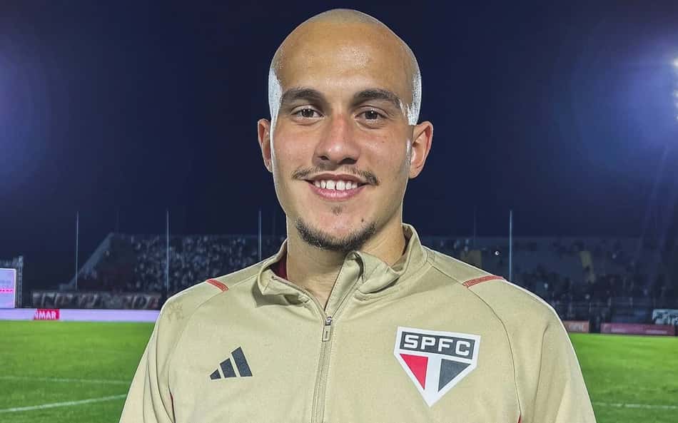 Com contrato no final, joia da base do São Paulo tem renovação 'travada'