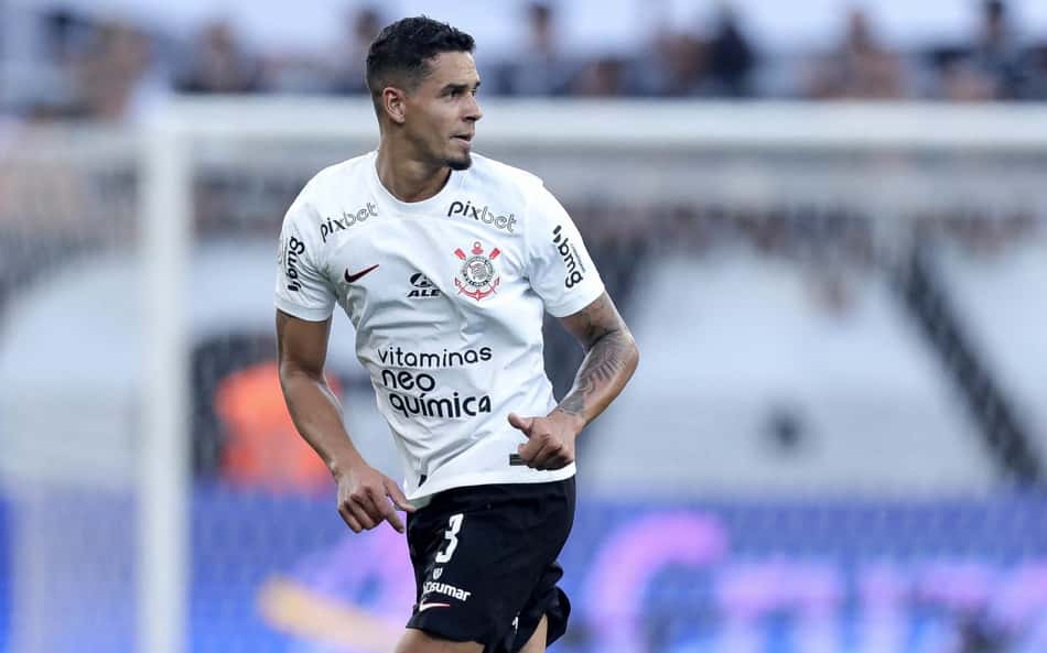 Lucas Veríssimo critica pênalti marcado contra o Corinthians e ataca: 'Conheço o Soteldo'