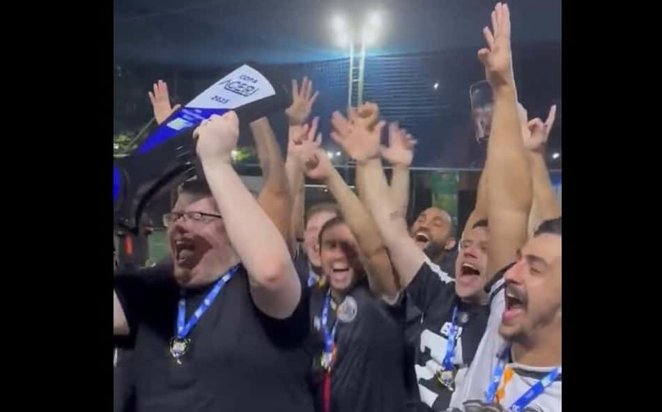 CazéTV bate 200 mil de audiência com torneio da imprensa; canal de Casimiro conquista o título