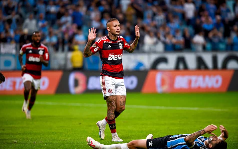 De 'esquecido' a titular: Everton Cebolinha aposta em parceria com Tite para dar volta por cima no Flamengo