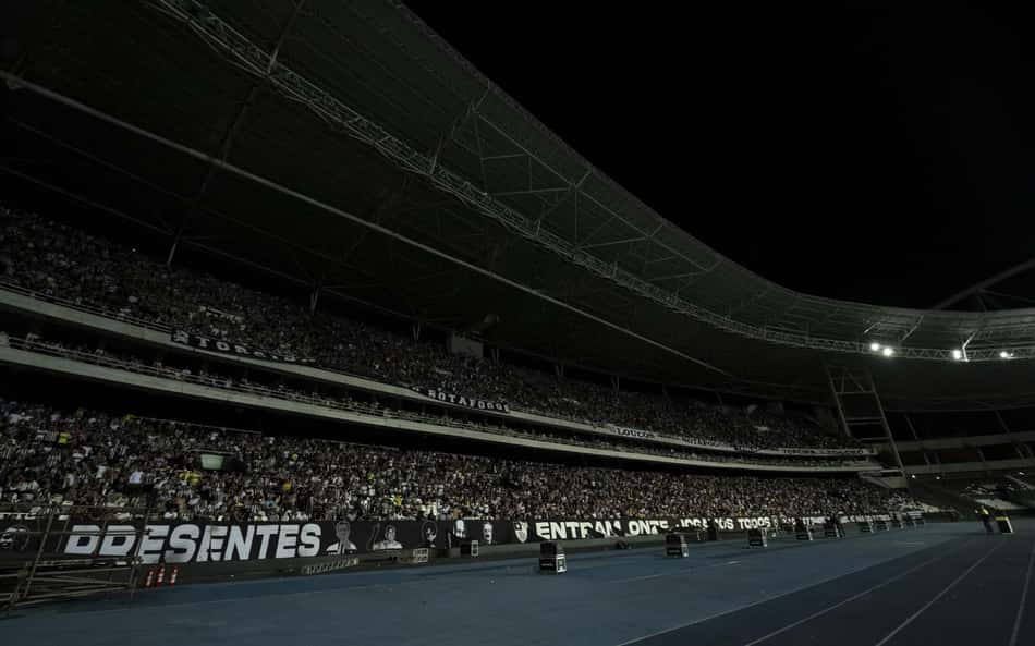 Em nota, Botafogo afirma querer jogar contra o Fortaleza na terça-feira