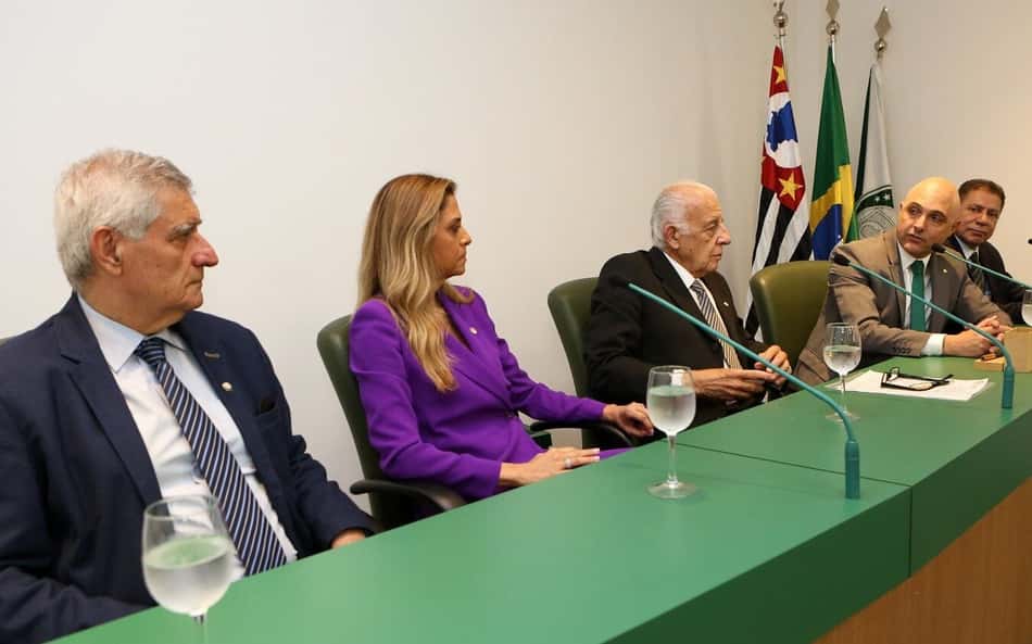 Impeachment de Leila? Entenda como funciona esse processo na política do Palmeiras