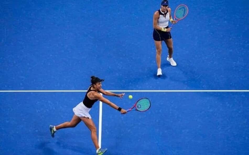 Ingrid Martins dá salto e estreia no top 50 da WTA