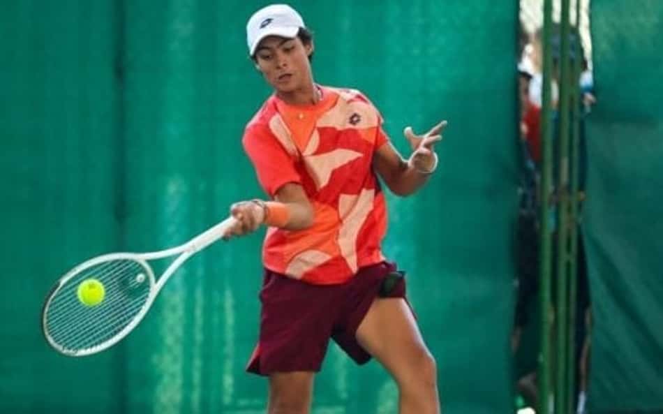 Luis Miguel, de 14 anos, derruba favorito e top 100 no 38º Bahia Juniors Cup
