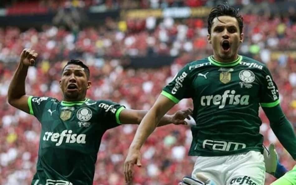 Discussão entre Veiga e Rony, do Palmeiras, repercute na web: 'Nem ele tem mais paciência'