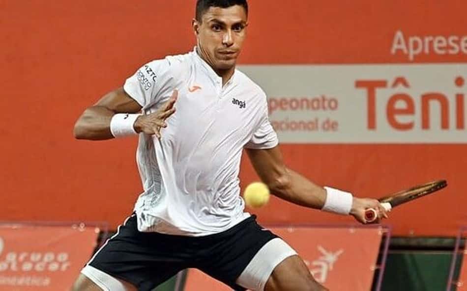 Thiago Monteiro avança em Campinas após desistência de Heide