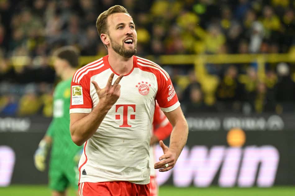 Bayern de Munique e Borussia Dortmund fazem o "Der Klassiker" na Alemanha; confira os destaques dos jogos de hoje (Foto: INA FASSBENDER / AFP)