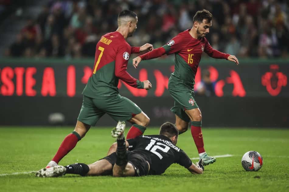 FBL-EURO-2024-QUALIFIER-POR-ISL