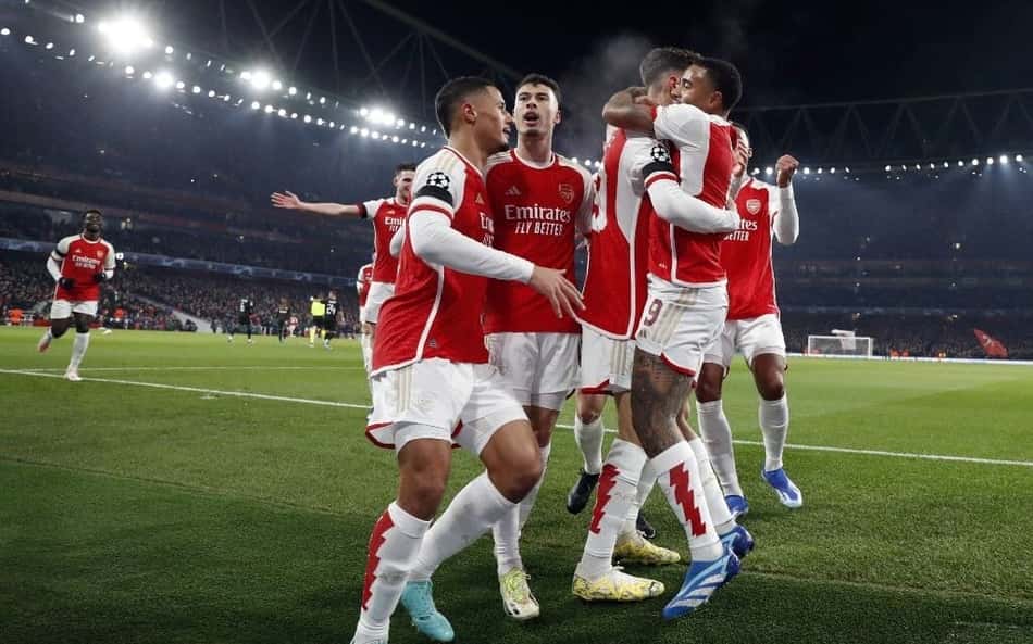 Manchester United a um passo da eliminação e goleada do Arsenal: os resultados do dia na Champions League