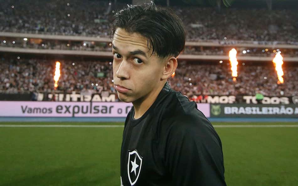 Web brinca após empate do Botafogo: 'Segovinha não joga bola e não marca'