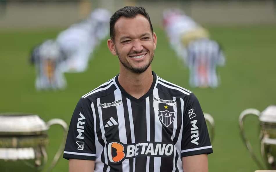 Ídolo do Atlético-MG confirma aposentadoria ao final de 2023