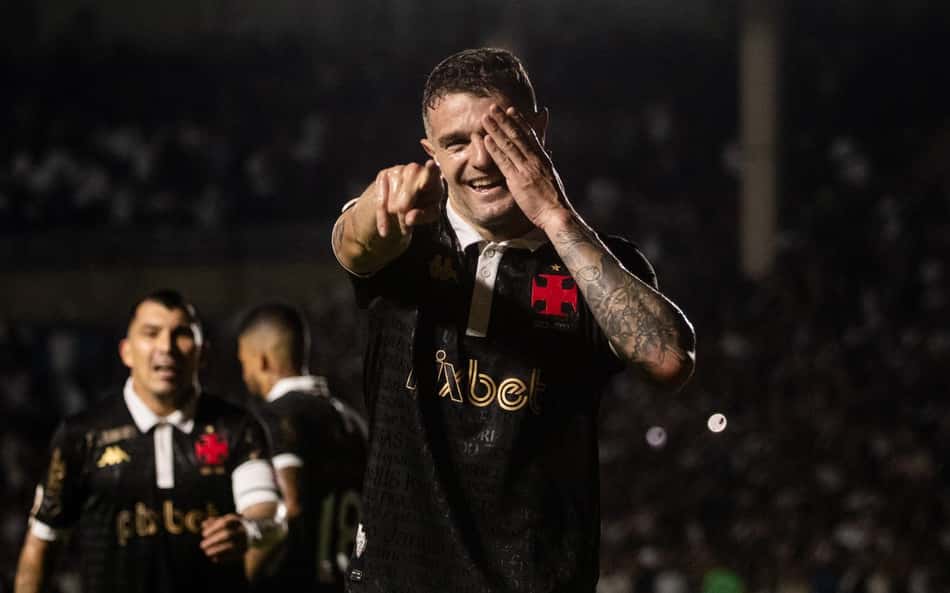 Vegetti é absolvido por unanimidade pelo STJD e está livre para enfrentar o Cruzeiro
