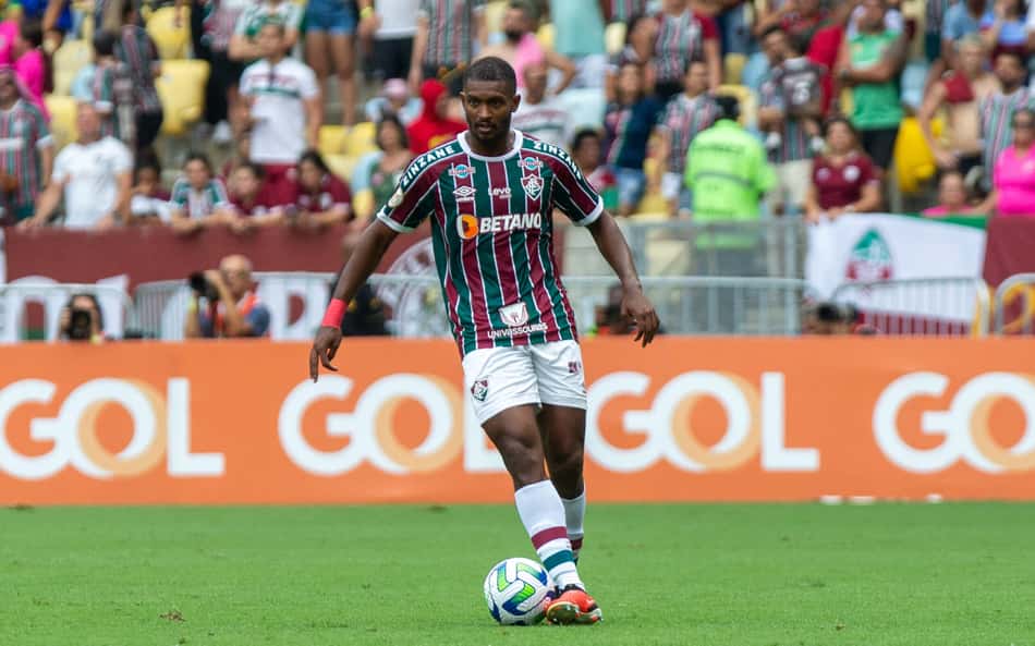 Campeão da Libertadores, Marlon crava nome na história do Fluminense após 'queda na carreira'