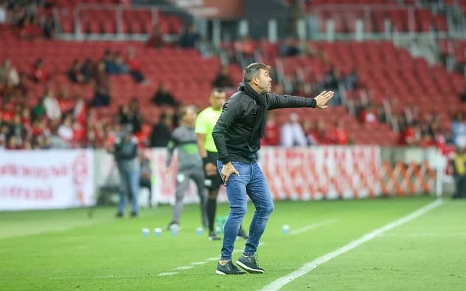 Coudet vê Inter 'sem objetivo claro' e desabafa sobre sequência no Brasileirão