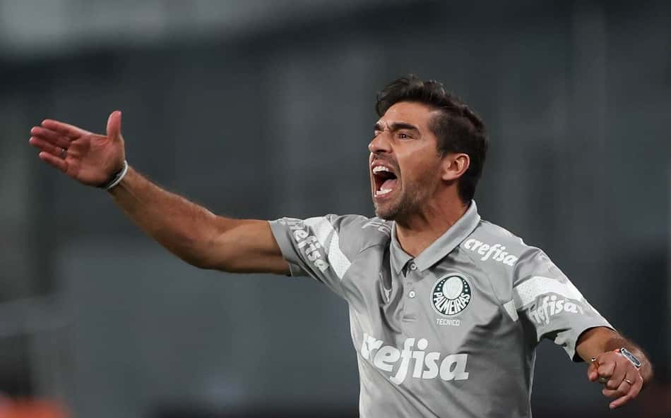 Abel dá indireta para Textor e rasga elogios ao Palmeiras: 'Só uma equipe é capaz de fazer o que fizemos'