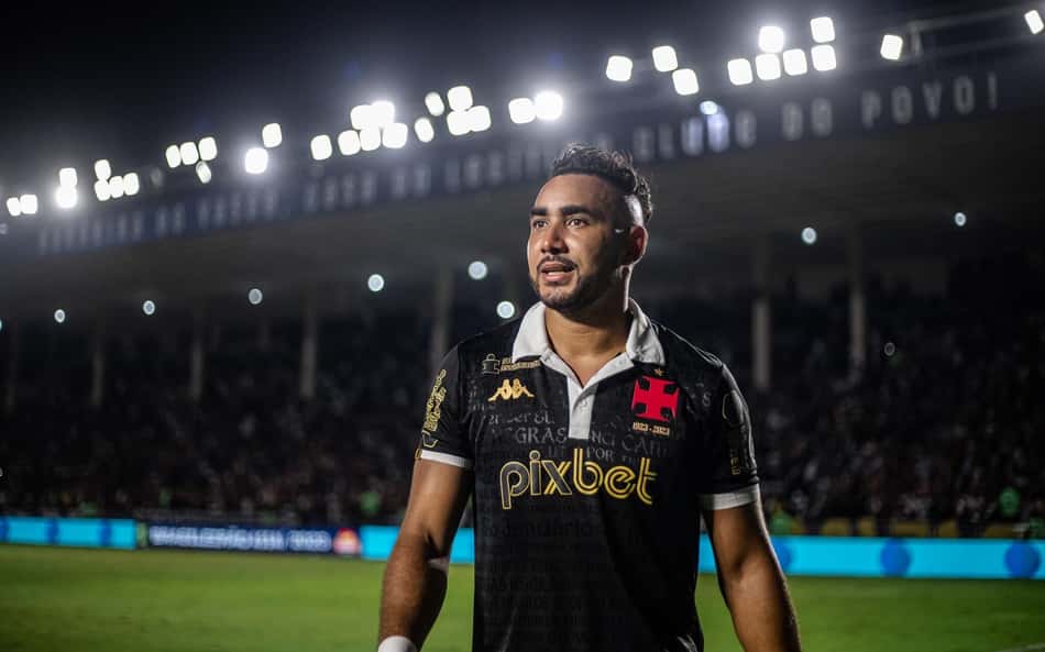 ANÁLISE: Dinamite 'reencarna' em Payet para dar a vitória ao Vasco no Brasileirão