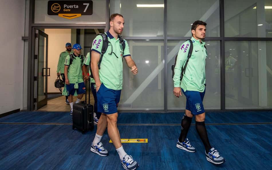 Torcida do Palmeiras se revolta com falta de chances para Veiga na seleção