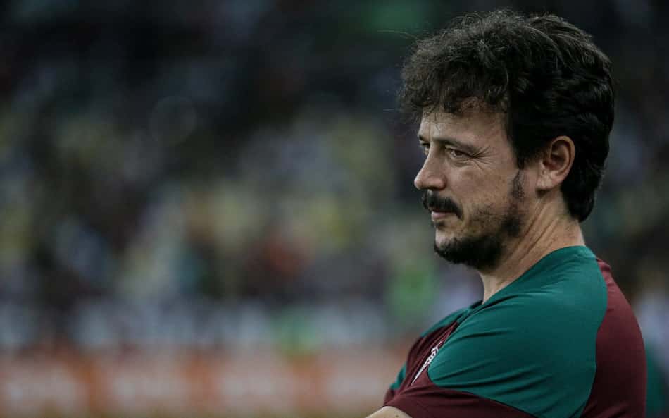 Fernando Diniz critica postura do Fluminense no primeiro tempo contra o Coritiba: 'Displicência'