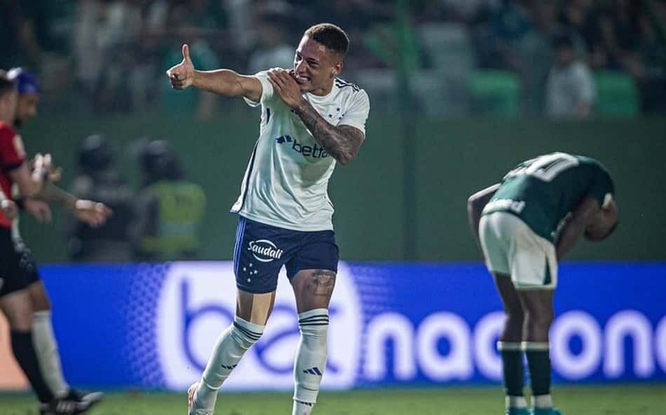 Torcedores do Vasco lamentam gol do Cruzeiro: 'Sofremos sem entrar em campo'