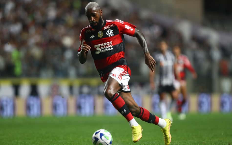Expulsão de Gerson, do Flamengo, gera revolta na web: 'Operação salva Santos'