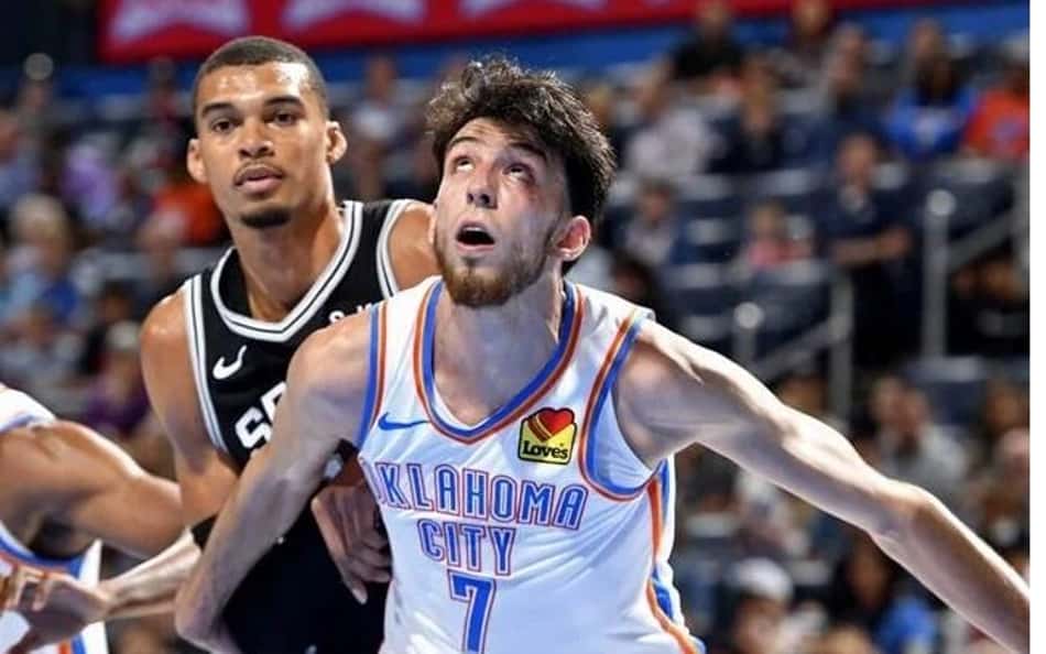 Victor Wembanyama elogia Chet Holmgren: "Ameaça na NBA"