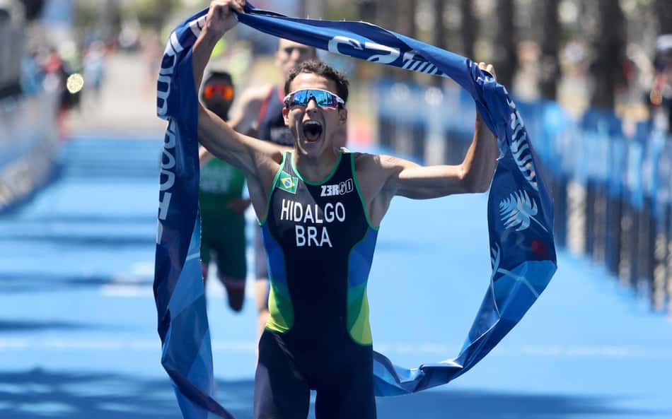 É OURO! Miguel Hidalgo é campeão do triatlo no Pan 2023
