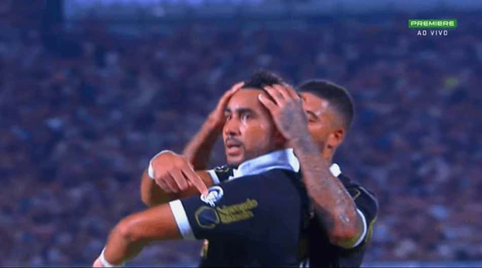 Payet comemora gol na partida entre Vasco e América-MG, pela 34ª rodada do Campeonato Brasileiro