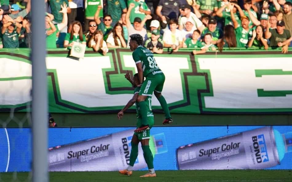 Série B do Brasileirão tem rodada final eletrizante e decisão no fim; veja reações de torcedores nas redes sociais