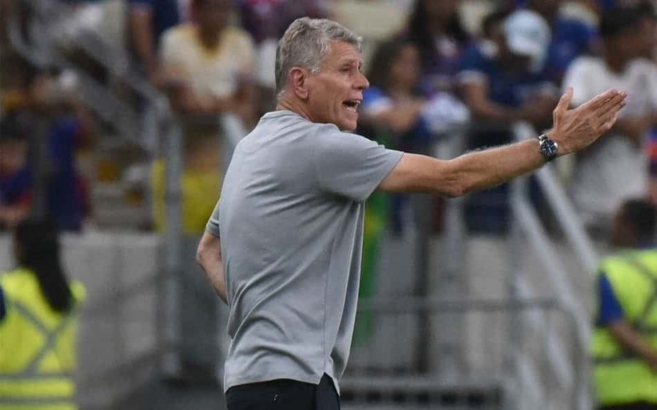 Paulo Autuori explica 'plano' para salvar Cruzeiro e parabeniza trabalho de Zé Ricardo