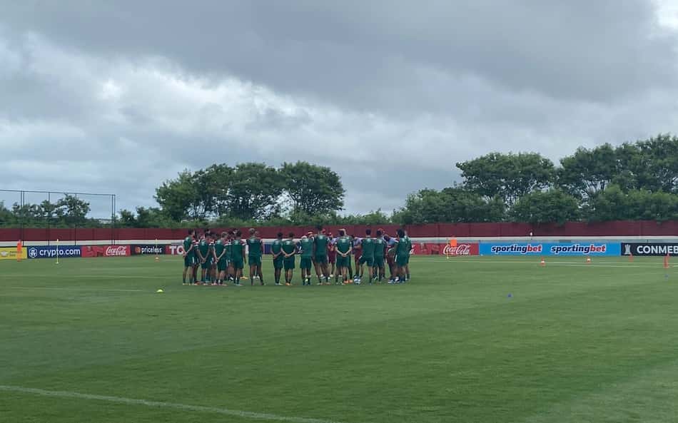 Nino e Felipe Melo treinam antes da final da Libertadores