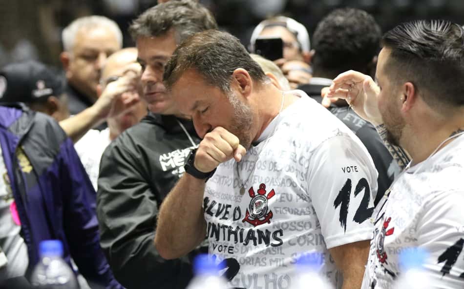 Entre sonho e realidade, Augusto Melo inicia montagem do departamento de futebol do Corinthians