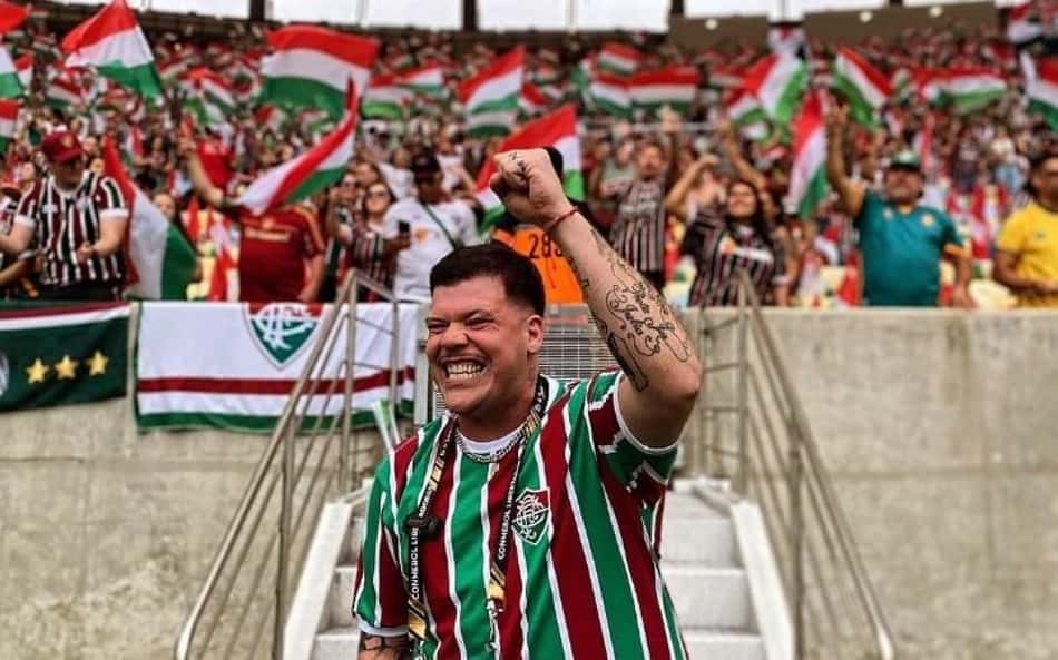 Ferrugem crava previsão com capa personalizada do Lance! sobre título da Libertadores