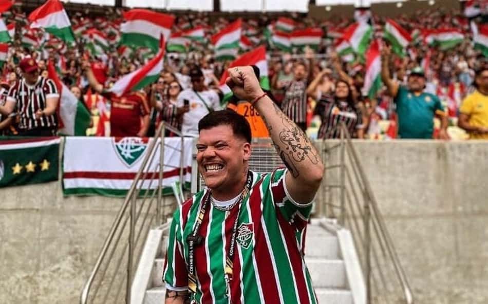 'Disputa' entre Ferrugem e banda argentina chama atenção na final da Libertadores
