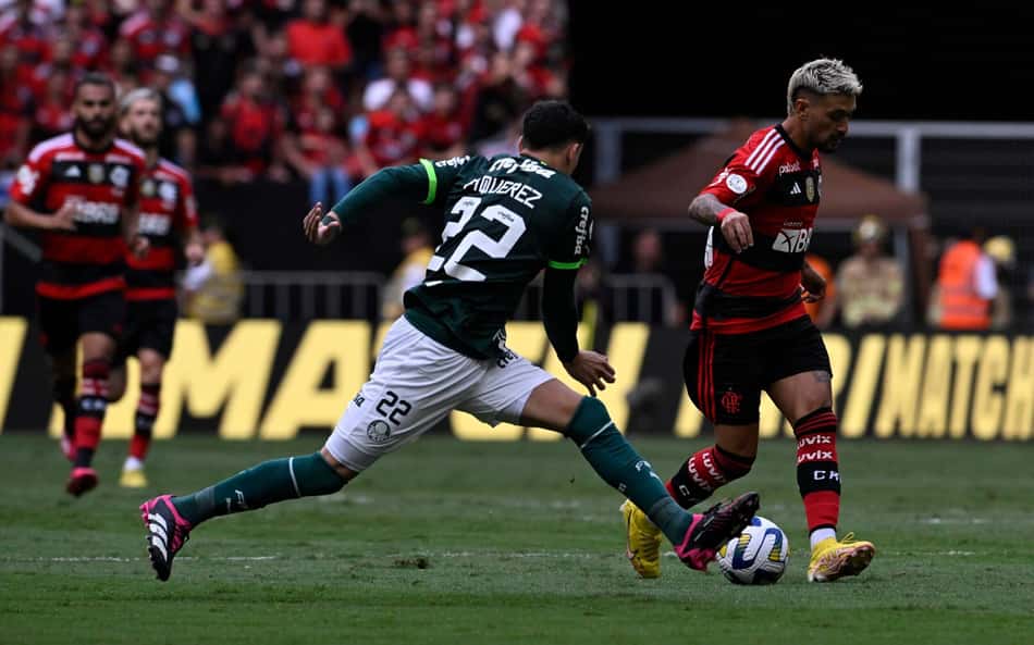 Programa da Globo monta 'time ideal' com jogadores de Flamengo e Palmeiras
