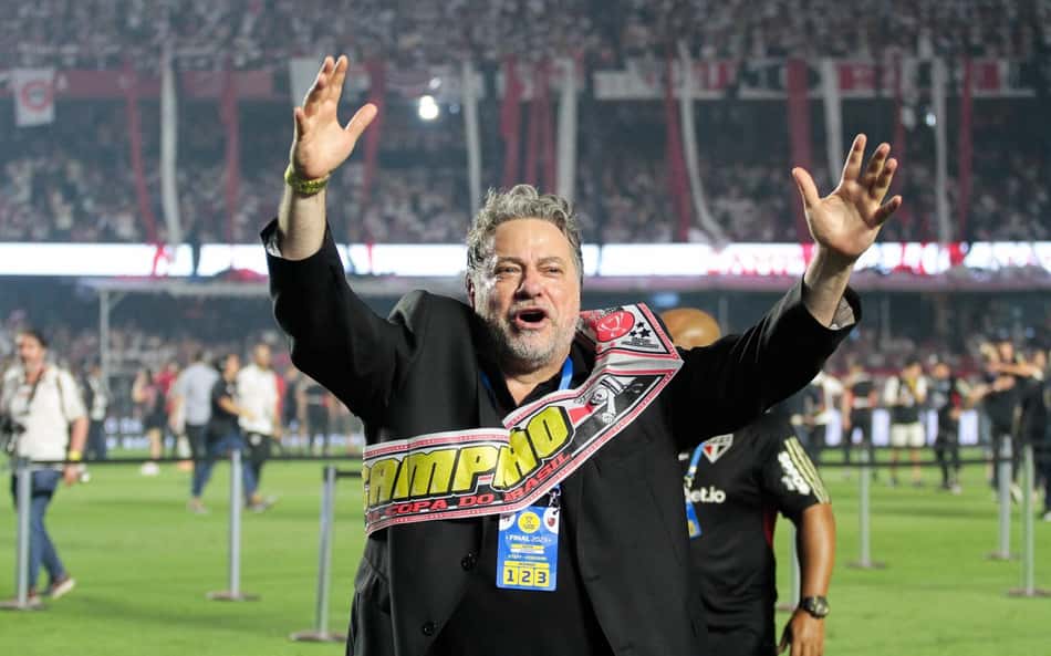 São Paulo elege conselheiros, e Casares se aproxima da reeleição