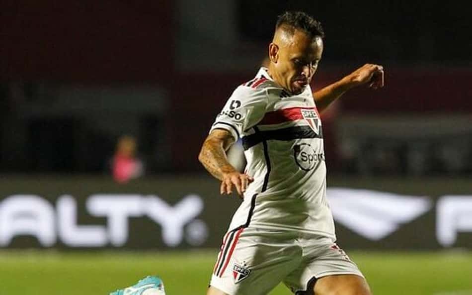 Rafinha explica qual o planejamento do São Paulo no Brasileirão