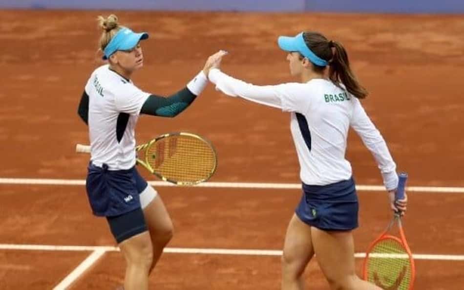 Luisa Stefani explica relação com Laura Pigossi: 'Extraímos o melhor uma da outra'