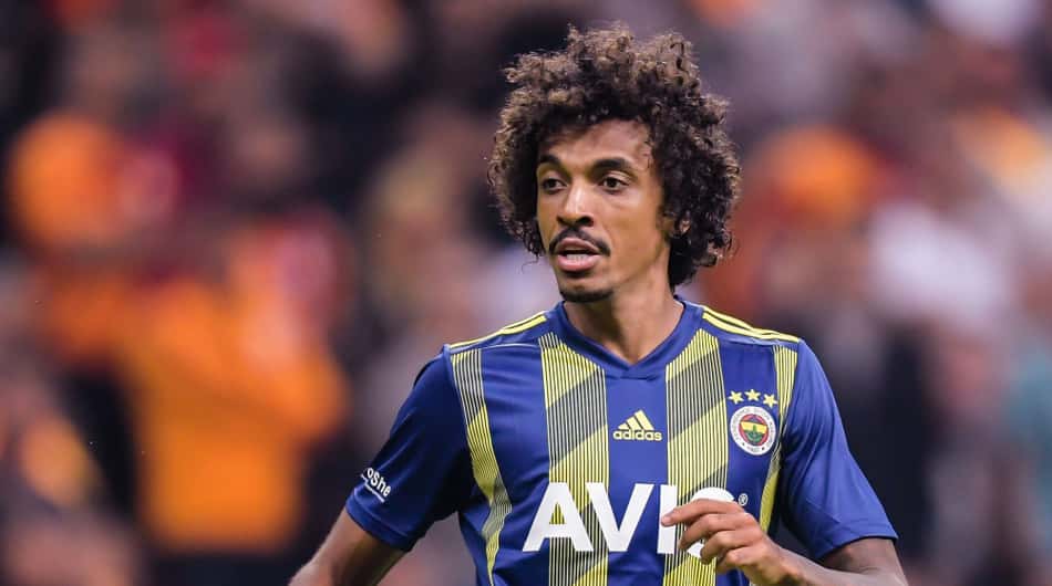 luiz-gustavo-1589796545-38899