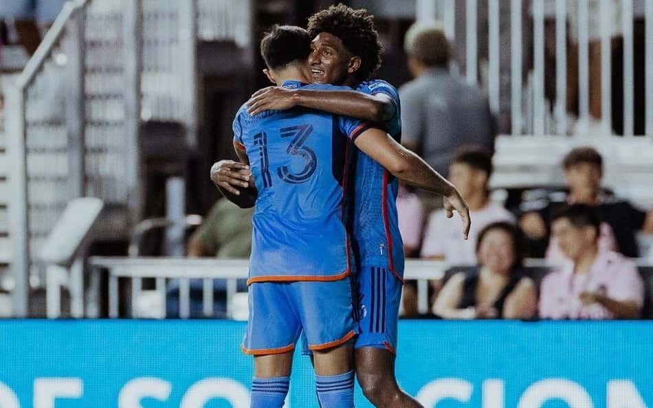 Talles Magno estraga noite comemorativa de Messi e dá vitória ao New York City