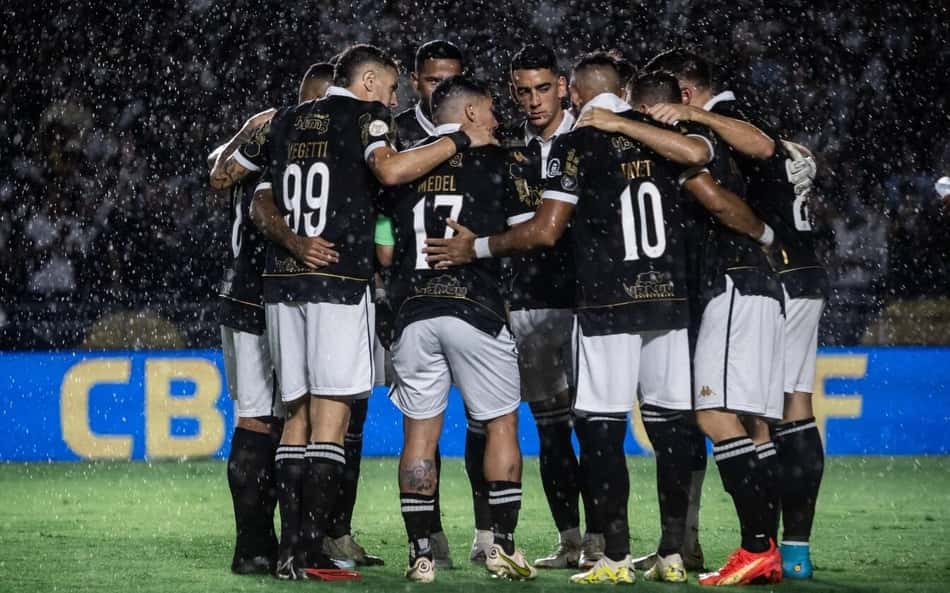 Torcedores do Vasco elegem culpado em derrota para o Corinthians: 'Horroroso'
