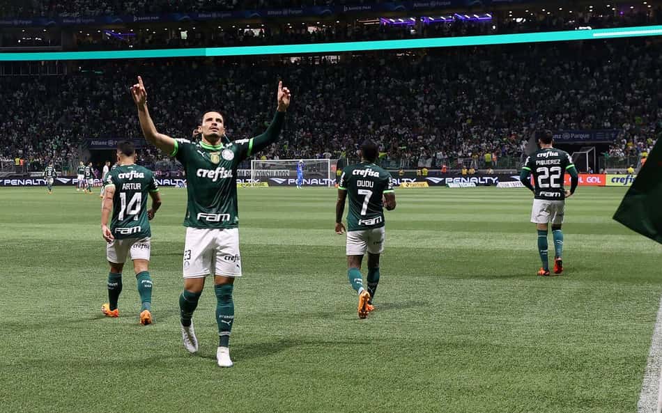 Palmeiras corre para ter Allianz Parque para duas decisões em casa no Brasileirão