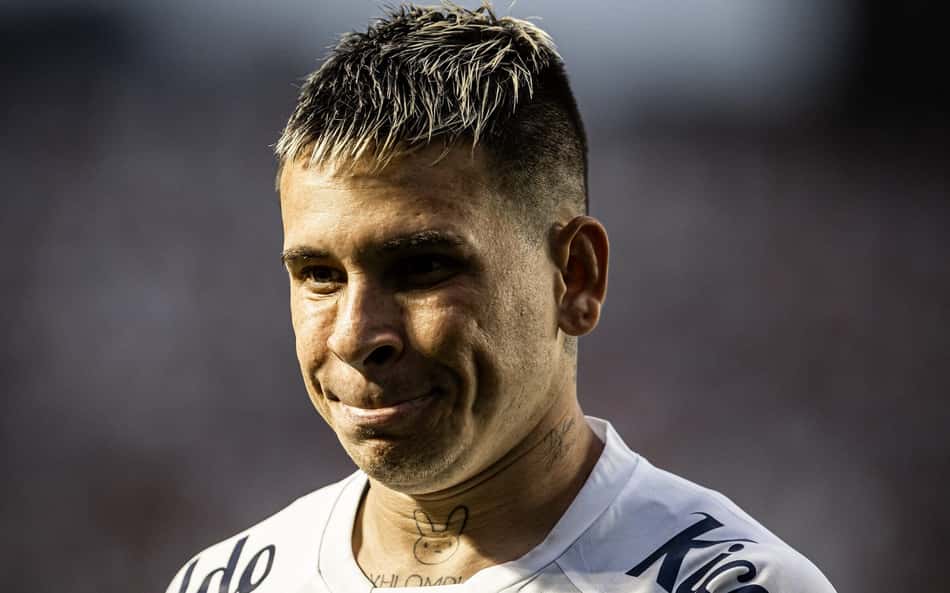 Grêmio e Santos avançam por empréstimo de Soteldo
