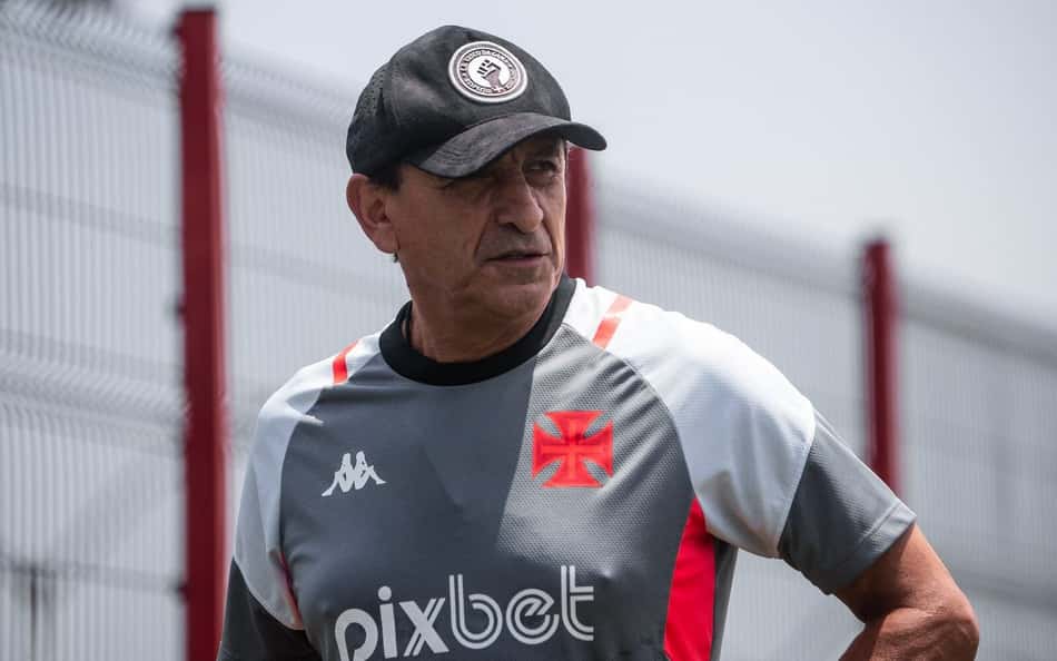 Ramón Díaz lamenta resultado negativo, mas ressalta importância do Vasco depender apenas de si para evitar o rebaixamento