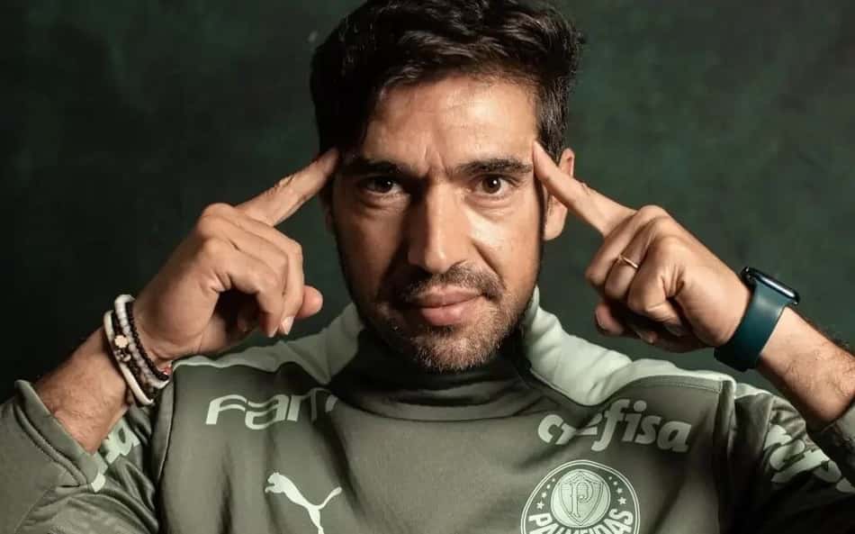Abel Ferreira dá pista sobre futuro no Palmeiras: 'Decisões que impactam a minha família'